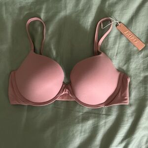 Skims Fits Everybody T-Shirt Push Up Bra
